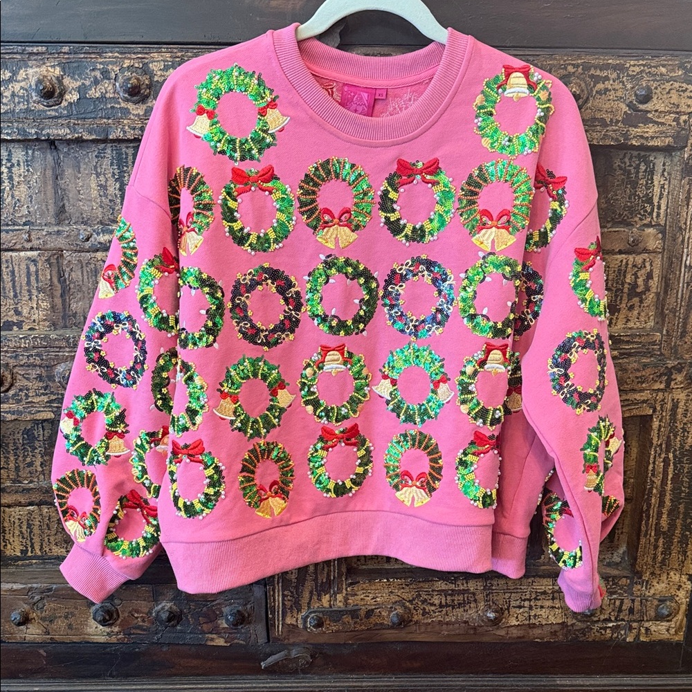 QUEEN OF SPARKLES Pink Sweater with Green Wreaths